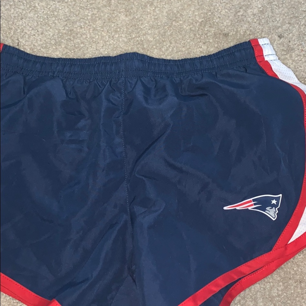 girls size 8 to 10 patriots shorts